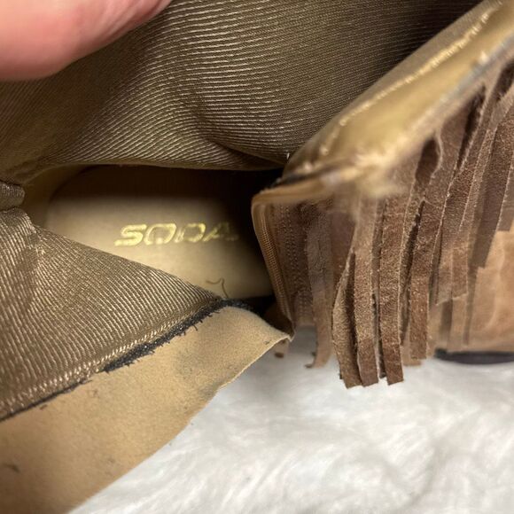Soda Women’s Tan Fringe Bootie Size 8.5 - Picture 8 of 9